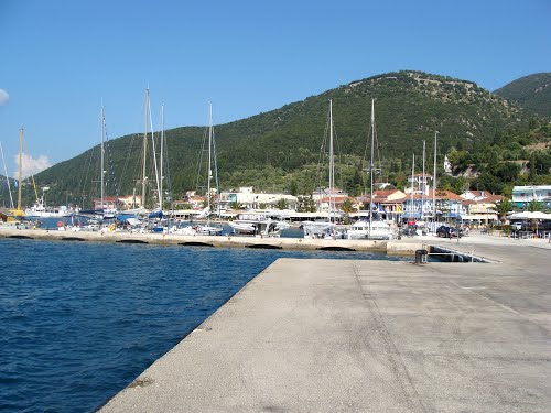 Agia Efimia port kefalonia